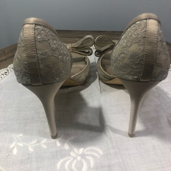 Moda Spana Lace Kitten Heel With Bows Size 8.5 - Picture 5 of 8